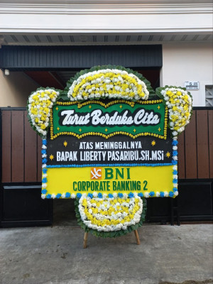 Papan Bunga Duka di Kupang